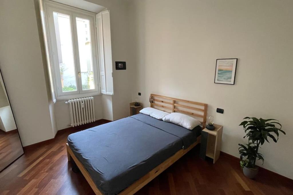 "Iris" Milano Lunigiana In Stazione Centrale Apartment Luaran gambar