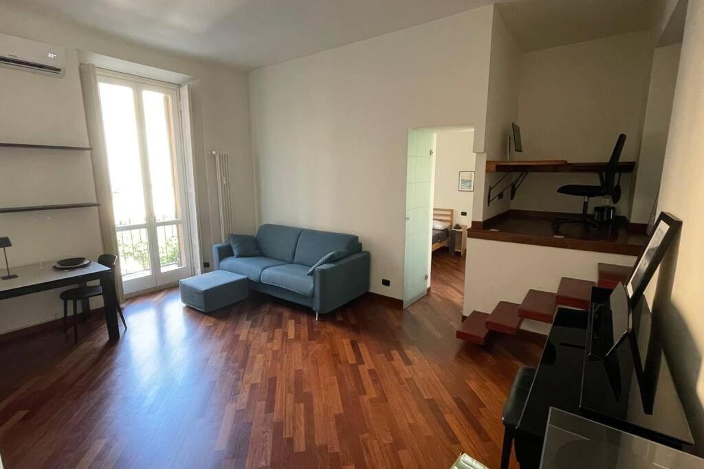 "Iris" Milano Lunigiana In Stazione Centrale Apartment Luaran gambar